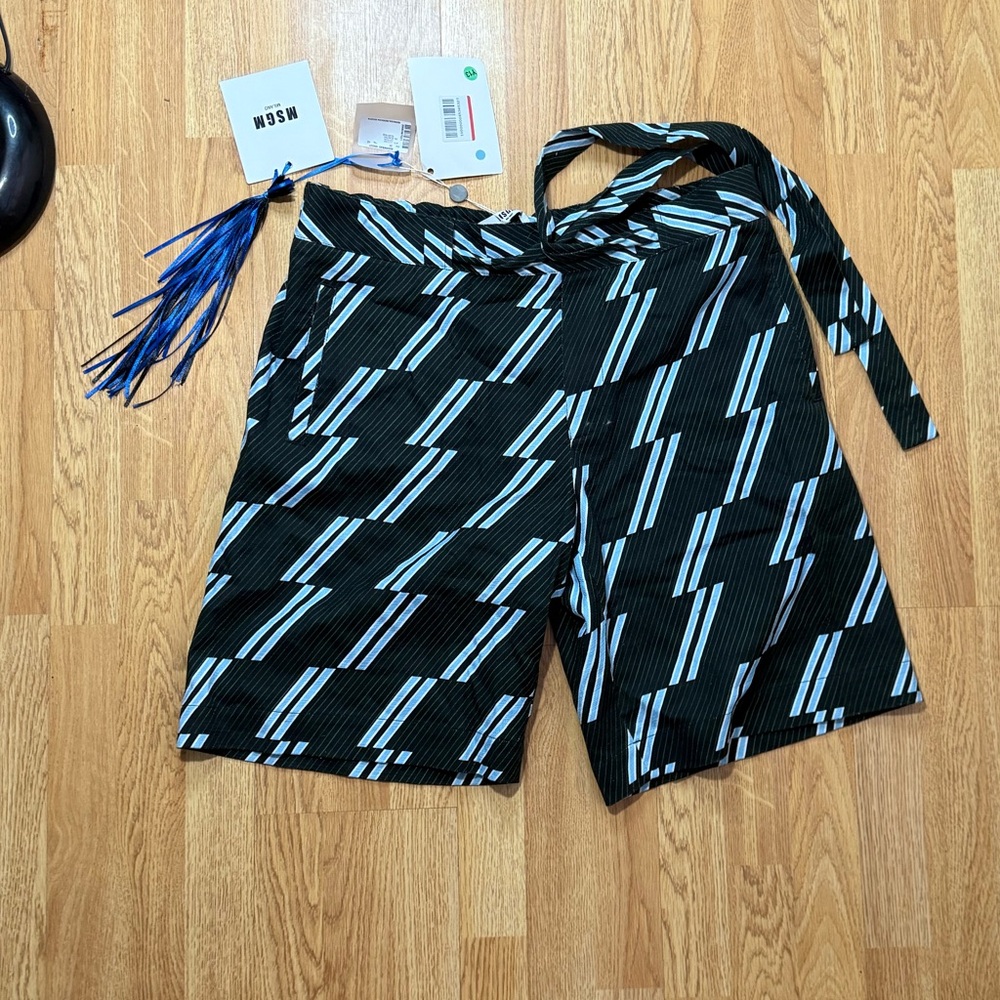 MSGM Black and Blue Zigzag Skirt - Picture 3 of 13